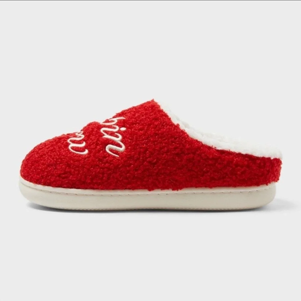 Wonderkids Red Cabin Crew Christmas Slippers‎ Kids Size 4-5